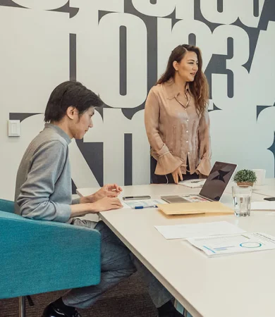 How­ to­ Manage­ Exclusive­ Shopify­ Features­ to­Impress­ Your ­Customers
